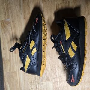 Reebok Kids Black and Yellow Sneakers